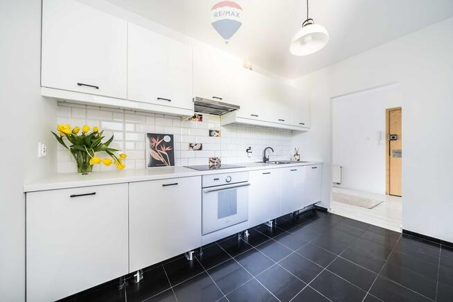 Mieszkanie 3 pokoje apartamentowiec z basenem