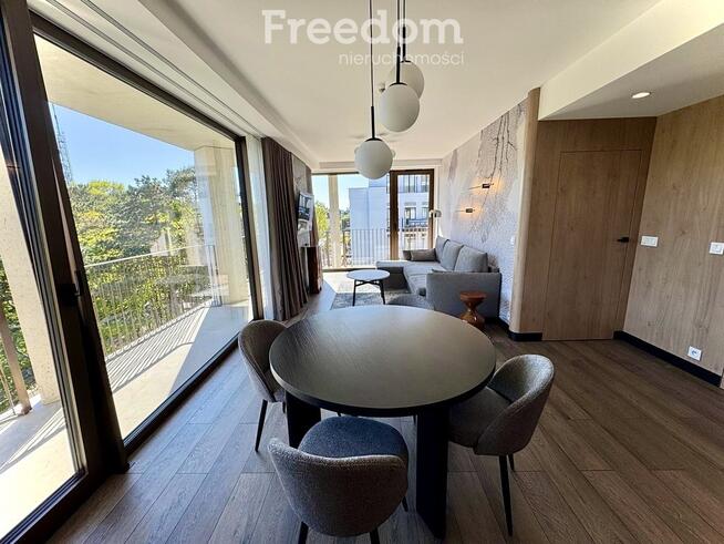 Ideał 2 pok. piętro 4 duży narożny widokowy Taras.