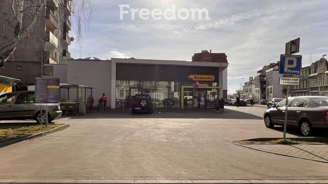 Sprzedam Lokal usługowy obok Lidl i Biedronka.