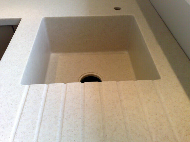 PŁYTYT SOLID SURFACE CORIAN