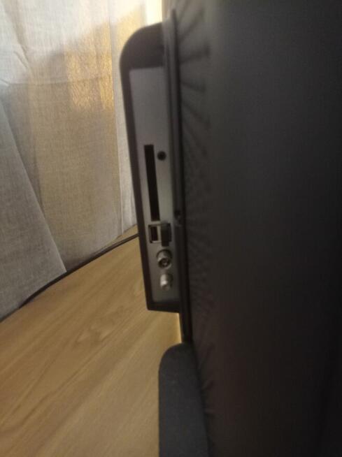 Na sprzedaż telewizor Kiano Elegance