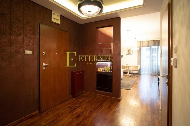 3-pokojowe mieszkanie 70m2 z klimatyzacją, 2 balkony