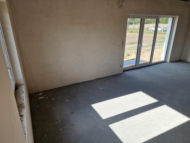 Bezczynszowe Nowe Parterowe, duża działka