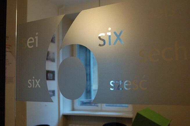 English Native Speaker wanted for DIRECT Method courses