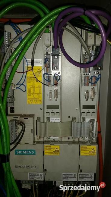 Centrum obróbcze CNC firmy XYZ Mini Mill 560