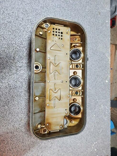 POKRYWA ZAWORÓW HONDA ACCORD VI 98-02 2.0 F20B