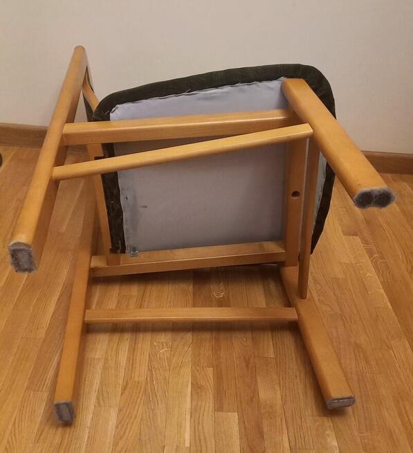 Krzesła 2 sztuki, jedno krzesło 50 zł