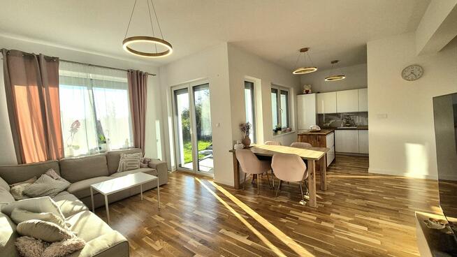 Nowoczesny dom Pomorzany (Górki Ustowskie). Gotowy