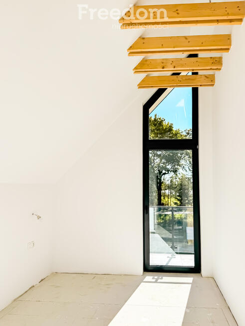 Nowoczesny dom z widokiem na jezioro na S W J M