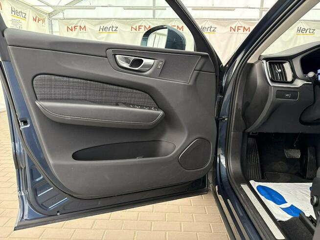 Volvo XC 60 2,0 B4 (197+14 KM) AWD(197 KM) Core Salon PL Faktura VAT
