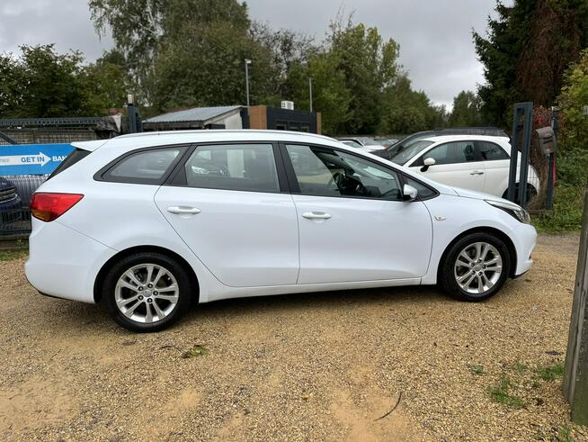 Kia Cee'd 1.6 Grzane Fotele i kierownica 6biegów Klima ALu Stan BDB Bezwypad Opł