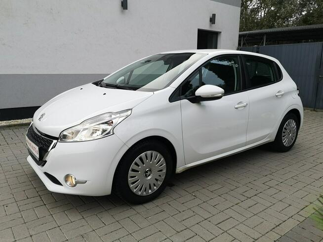 Peugeot 208 1.4 HDI 68KM Klimatyzacja Tempomat Isofix Serwis Salon Polska