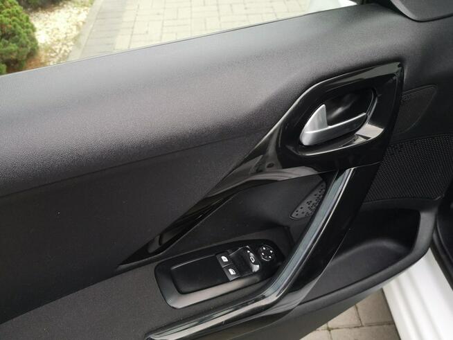 Peugeot 208 1.4 HDI 68KM Klimatyzacja Tempomat Isofix Serwis Salon Polska