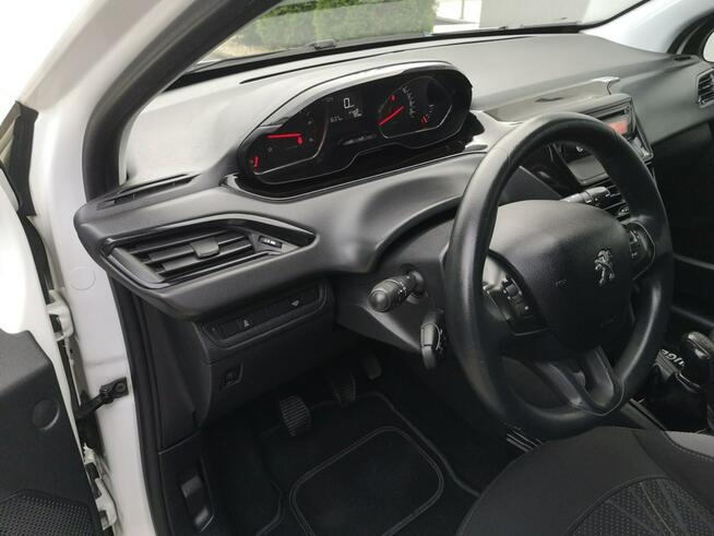 Peugeot 208 1.4 HDI 68KM Klimatyzacja Tempomat Isofix Serwis Salon Polska