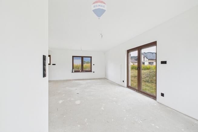 Dom w Miłkowie z widokiem na Śnieżkę