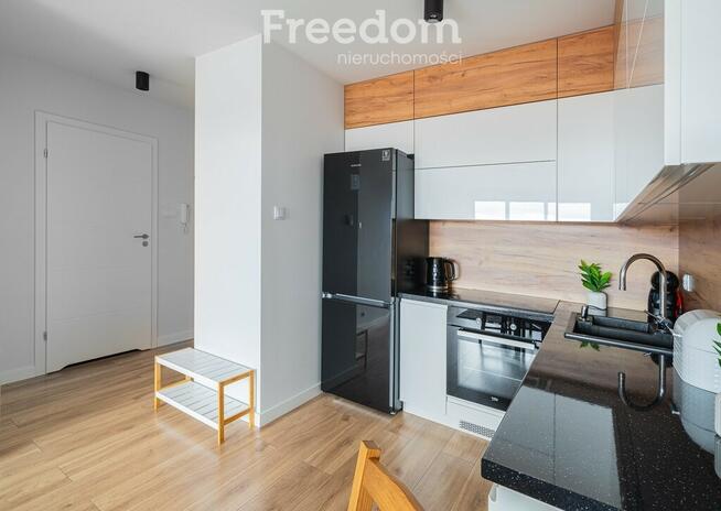 blisko morza,2-pok.z basenem i miejscem postojowym