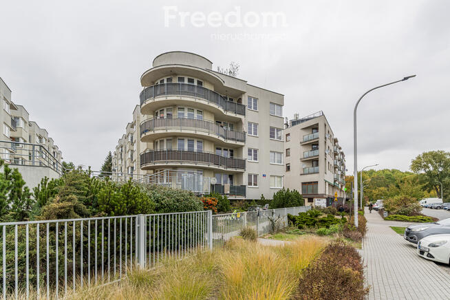 Dwupokojowe, jasne, z balkonem – Piaseczno 1 Maja