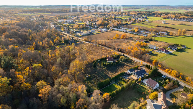 Urocza działka budowlana z lasem i rzeką !!!