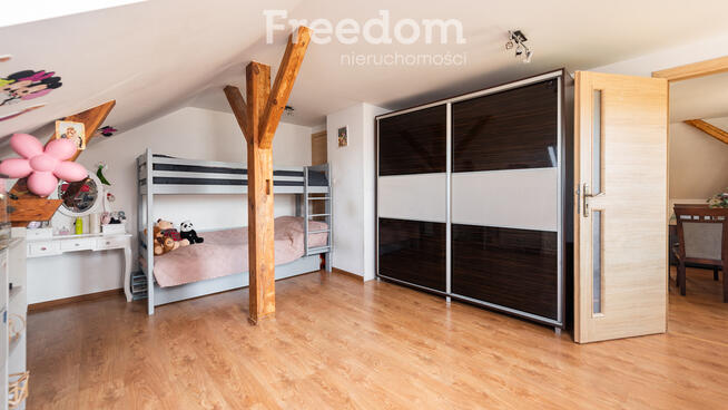 Dom typu dworek z dużą działką !