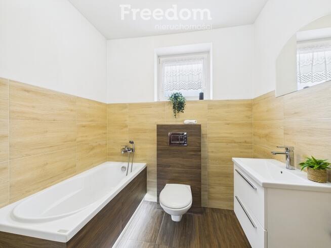 Dom w Olsztynku z ogrodem i tarasem