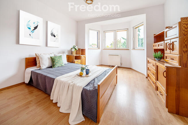 Narożny segment z ogrodem–20 min od Centrum Wa-wy