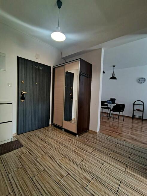 58m ARCHITEKTÓW, dwupokojowe, umeblowane. Garaż.