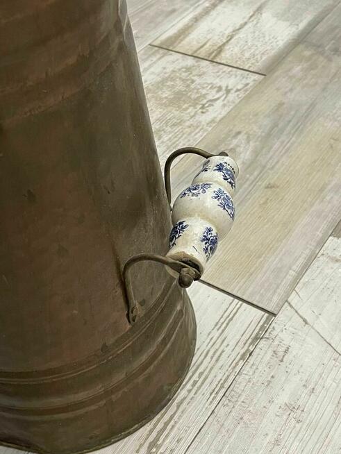 Stary miedziany stojak na parasolnik dzban\wazon