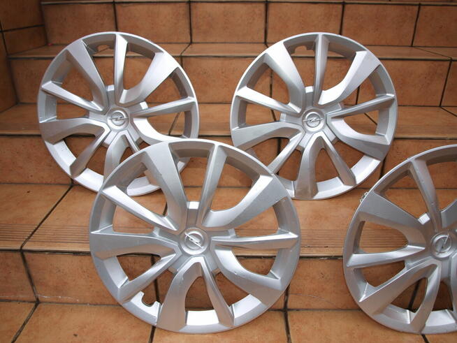 Opel kołpaki 16 oryginalne (komplet 4 sztuki)