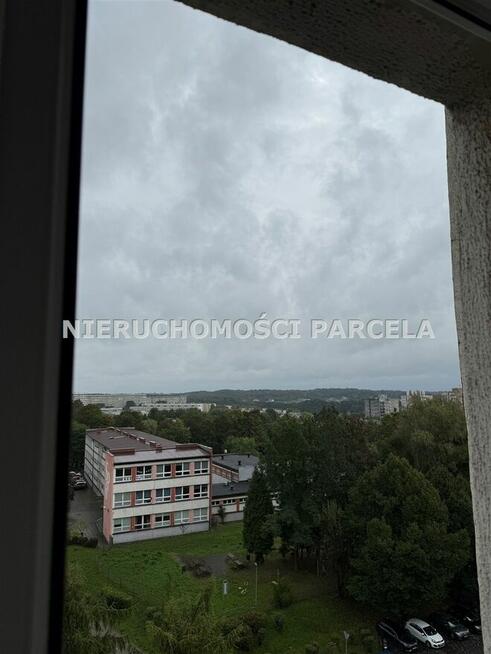 Kawalerka do zamieszkania kuchnia z oknem