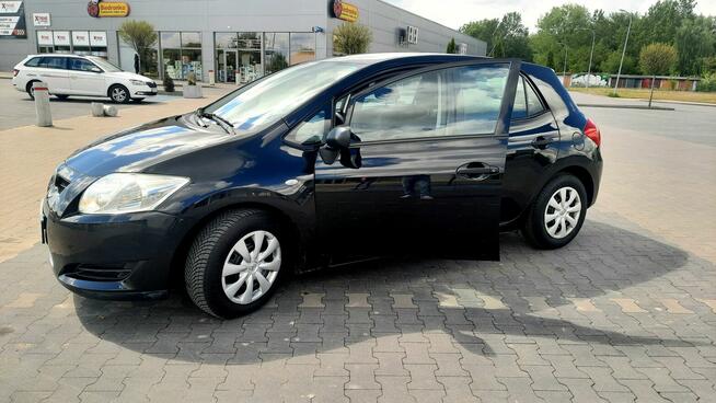 Toyota Auris super stan