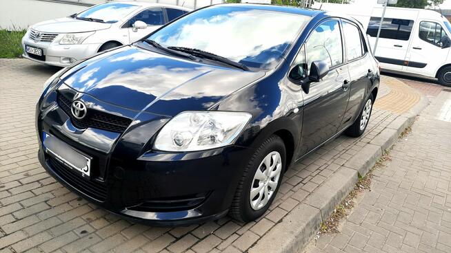 Toyota Auris super stan