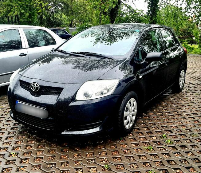 Toyota Auris super stan