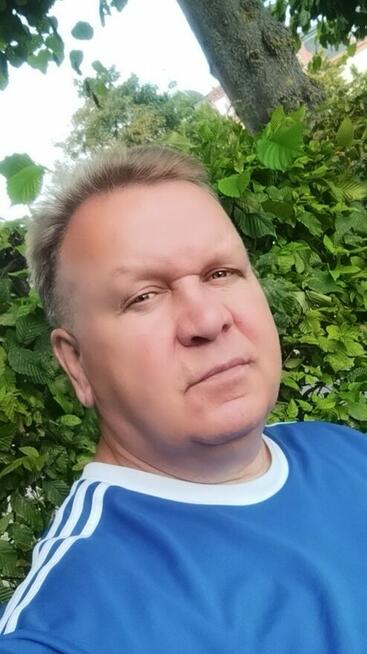 Do dziewczyny chcącej rozpocząć nowe życie w Warszawie !!!