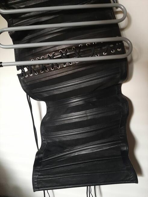 Gotycki gorset - skóra naturalna