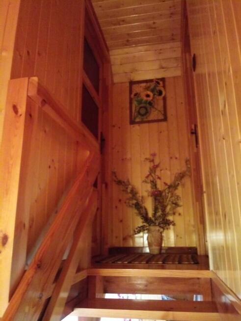 SPRZEDAM atrakcyjną działkę budowlaną 200 m od jeziora