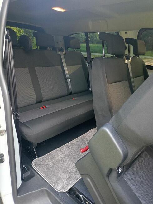 OPEL VIVARO wersja long 9 osób