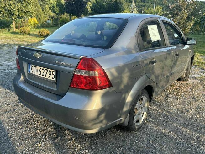 Chevrolet Aveo Sedan