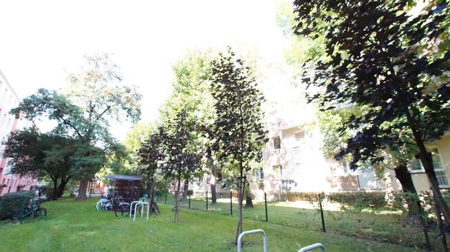 Sprzedaż mieszkanie 2-pokoje z balkonem,niski blok