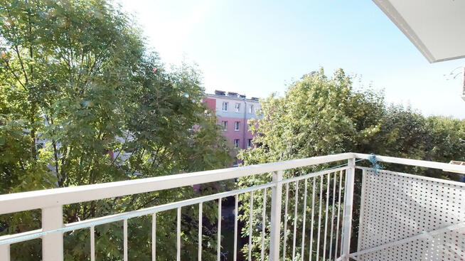 Sprzedaż mieszkanie 2-pokoje z balkonem,niski blok