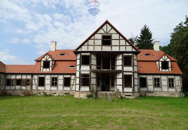 Obiekt świerzno, ul. Pałacowa