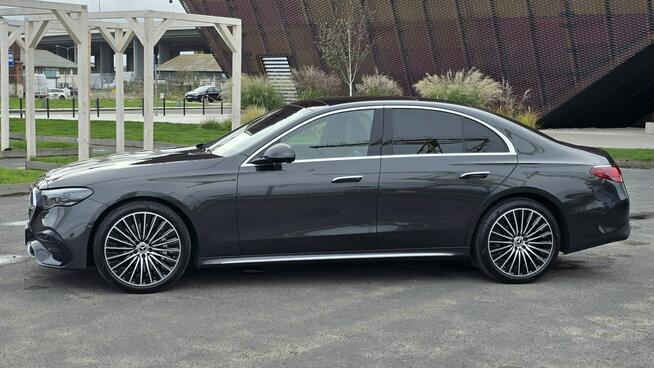 Mercedes-Benz E 220 d 4MATIC AMG Line 2023 PL salon