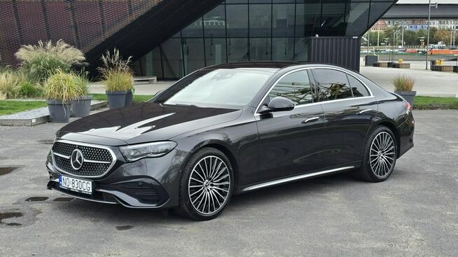 Mercedes-Benz E 220 d 4MATIC AMG Line 2023 PL salon