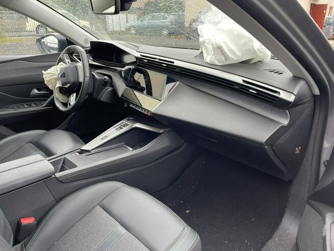 Peugeot 308 1.5-131KM BlueHDi Allure Pack S&S EAT8 Salon PL 2024