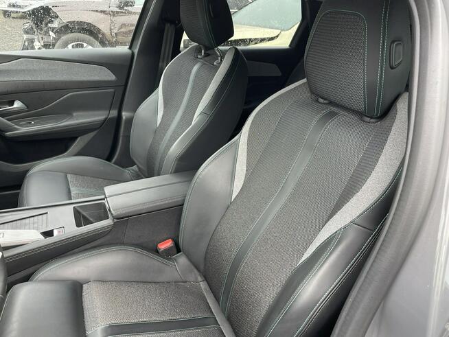 Peugeot 308 1.5-131KM BlueHDi Allure Pack S&S EAT8 Salon PL 2024