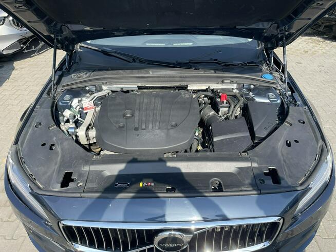 Volvo S90 B4 mHEV Automat Skóry Kamera Podgrzewanie 211KM