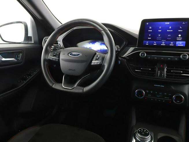 Ford Kuga HEV skóra/alcantara full LED navi virtual cocpit kamera i czujnik park