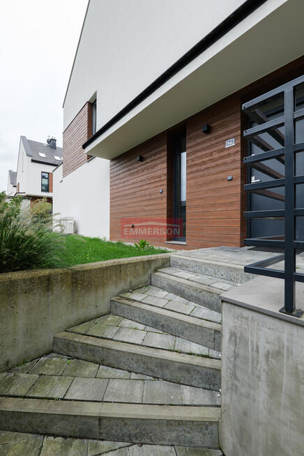 Dwupoziomowy apartament, ogródek, taras, parking