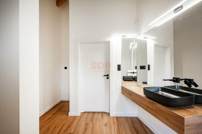 Dom Pierwoszów gm. Wisznia Mała, Osiedlowa