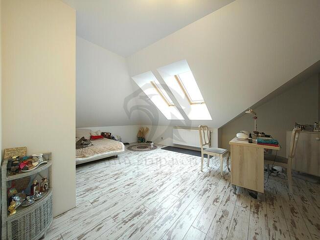 Dżinn sprzedaje pałac – bez lampy w pakiecie!