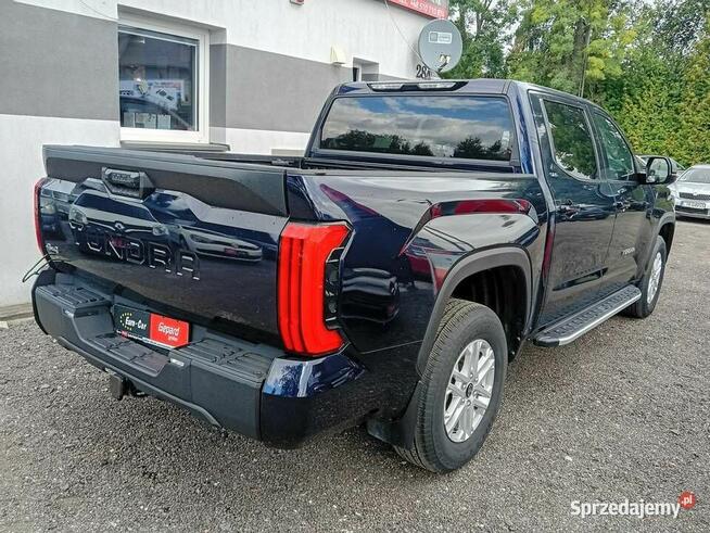 Toyota Tundra 4x4 2022 benzyna 280 KM automat